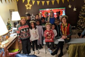 fAMILY pARTY-GROUP-sm